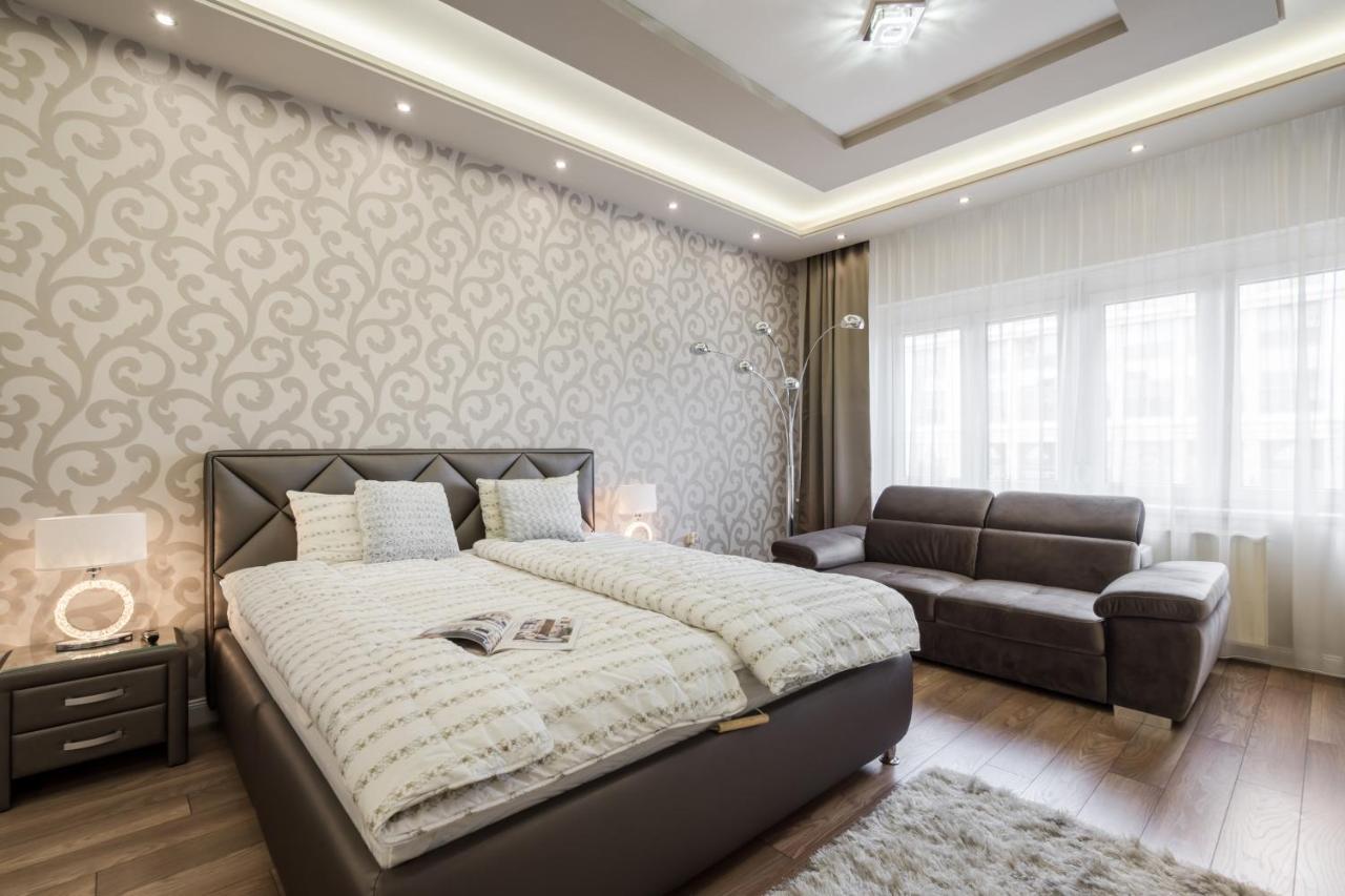 Bpr Ethereal Panoramic Suite With A/C & Balcony Budapest Exterior photo