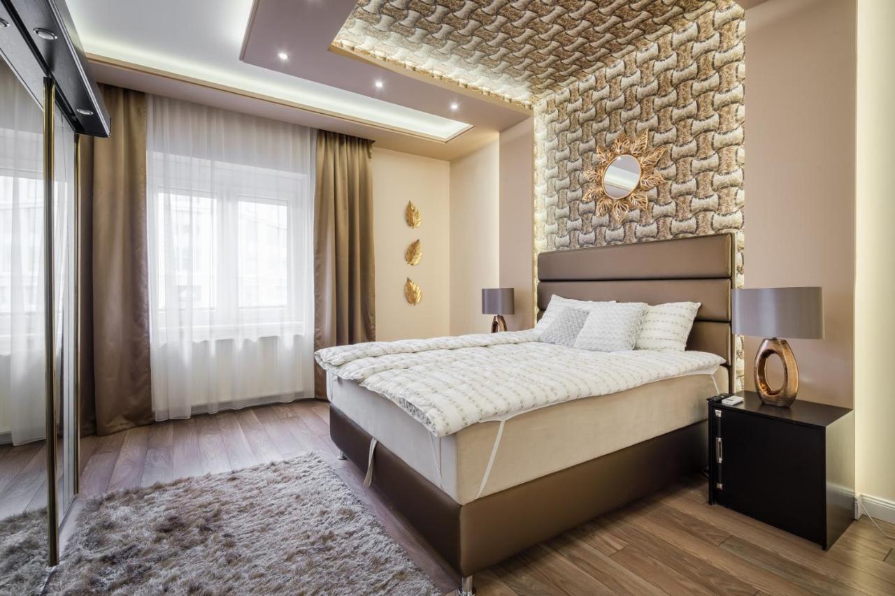 Bpr Ethereal Panoramic Suite With A/C & Balcony Budapest Exterior photo